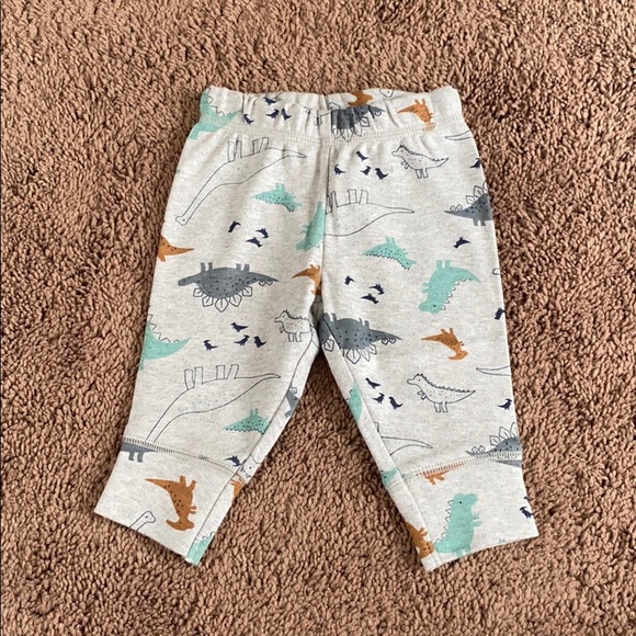 0-3 month dinosaur matching set - Picture 2 of 5